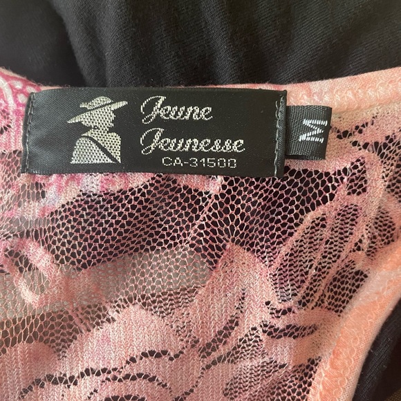 🎈Beautiful flair A-line pink dress with unique pattern size M. - Picture 7 of 8